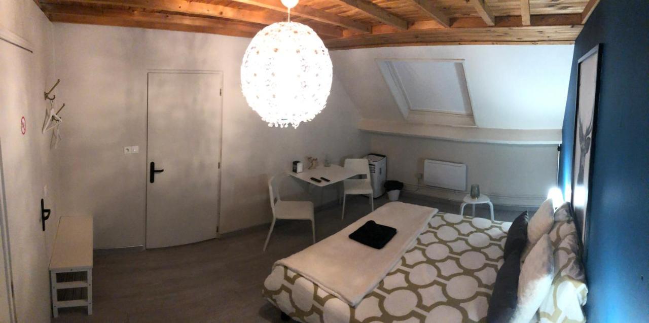 PAUSE NATURE Chambre avec salle de bain privative et entrée indépendante Sorbais Esterno foto